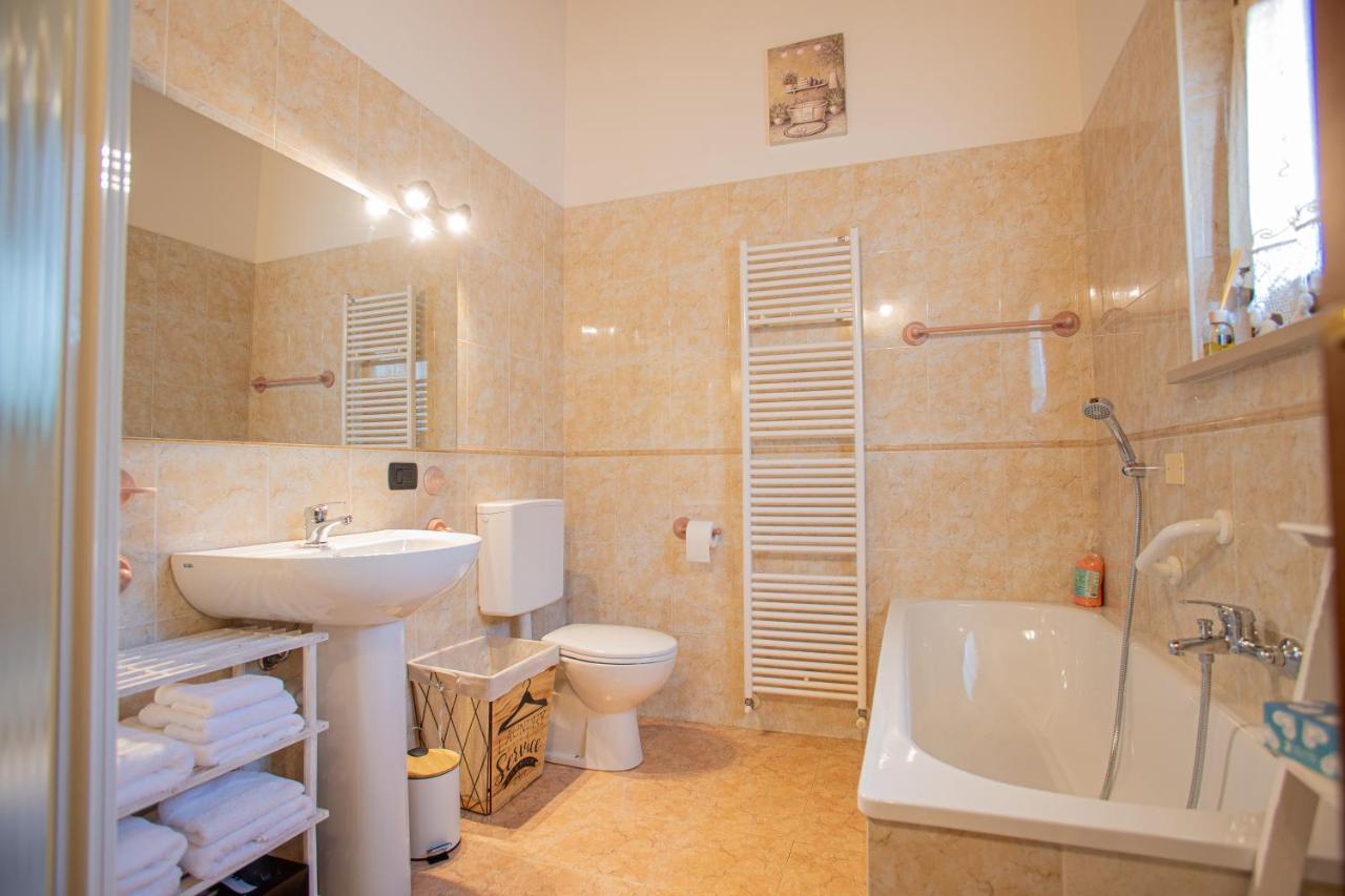 Casa Vacanze Monte Galetto Bussolengo Buitenkant foto